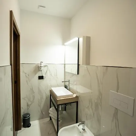 酒店 Building 4*