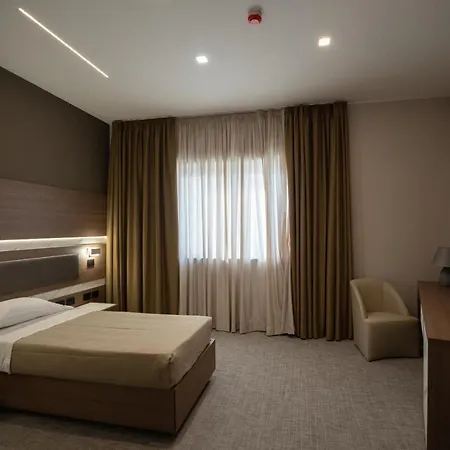 Building Hotel 4*