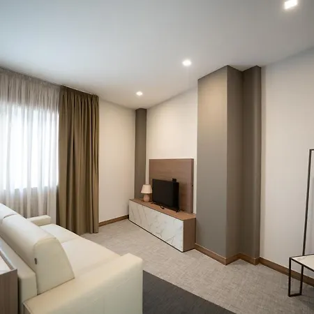 Building Hotel 4*