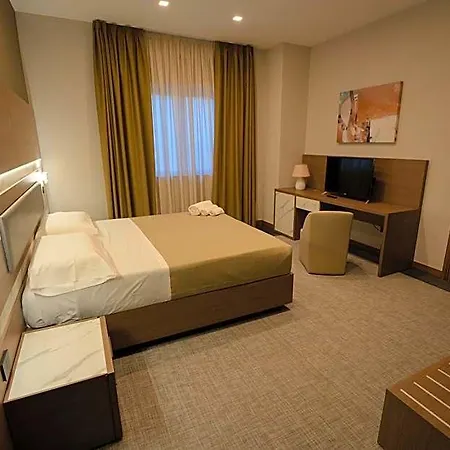 Building 4* Teverola