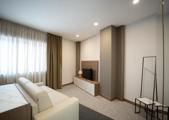 Building Hotel 4*